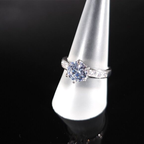 Simulated Diamond Ring Silvertone Size 8 - Picture 6 of 12